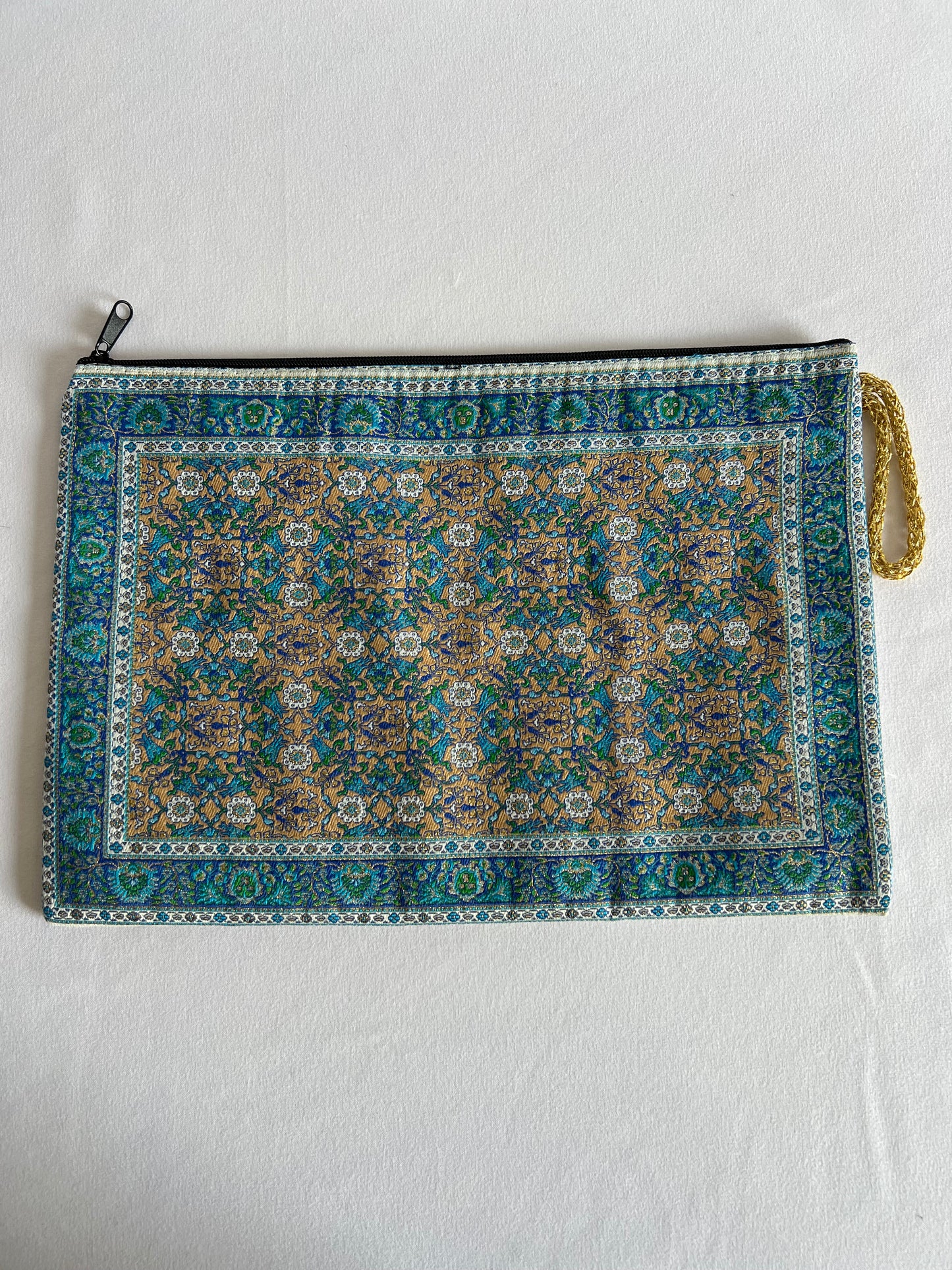 Schminktasche Nr.3